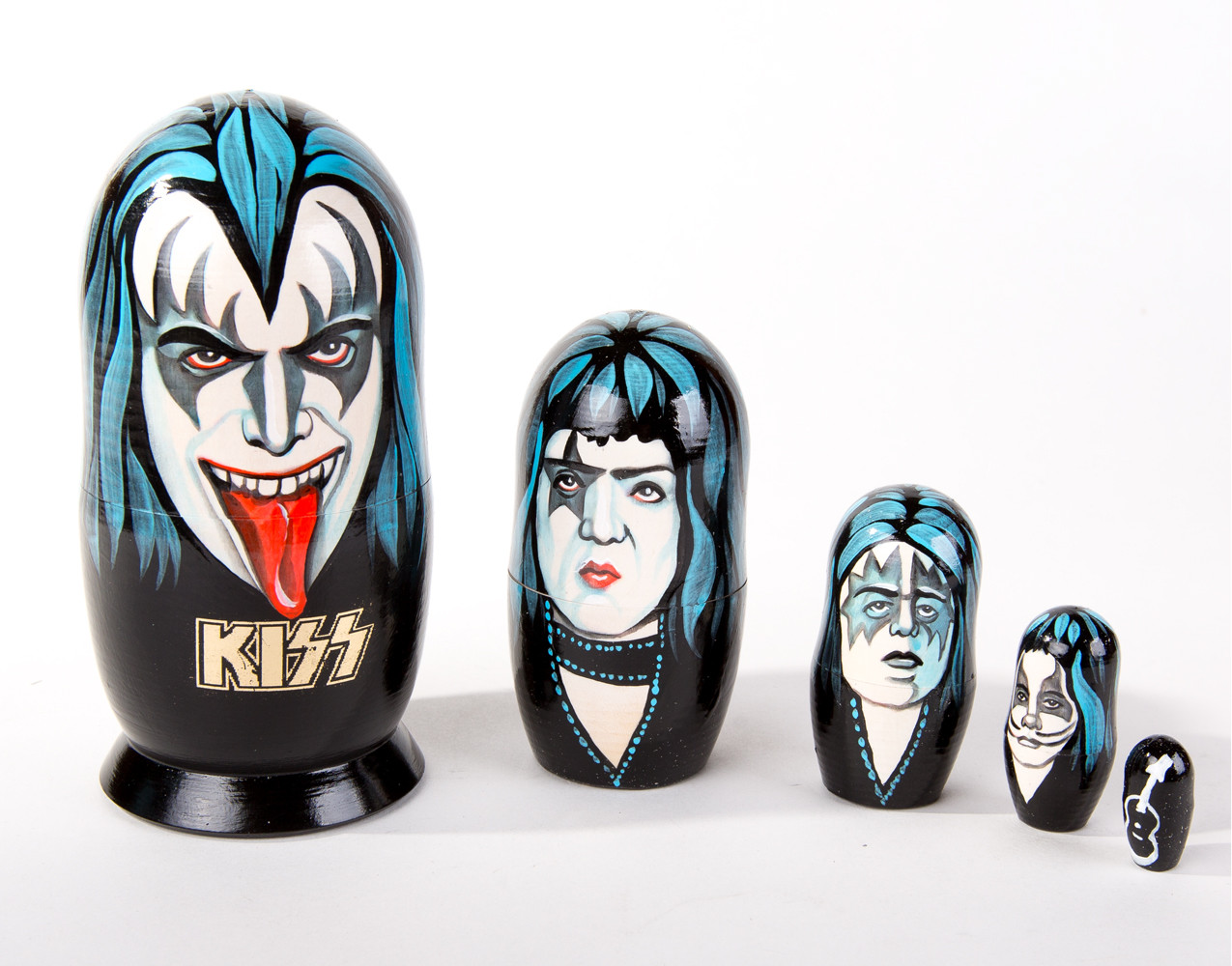 kiss nesting dolls