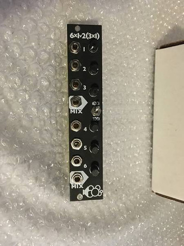 Bubblesound Instruments Mix 6 6X1v2(3X1) 6 Channel Mixer Eurorack Module