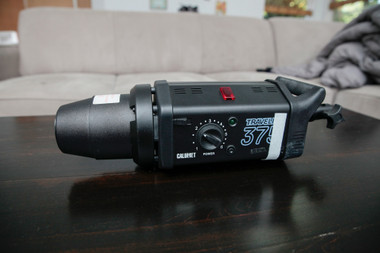 Calumet Travelite 375 Strobe