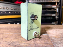 Mid-Fi Electronics Another/An-Other Frequency Dependent Chopper Slicer Tremolo Glitch  Ring Mod Clean Version