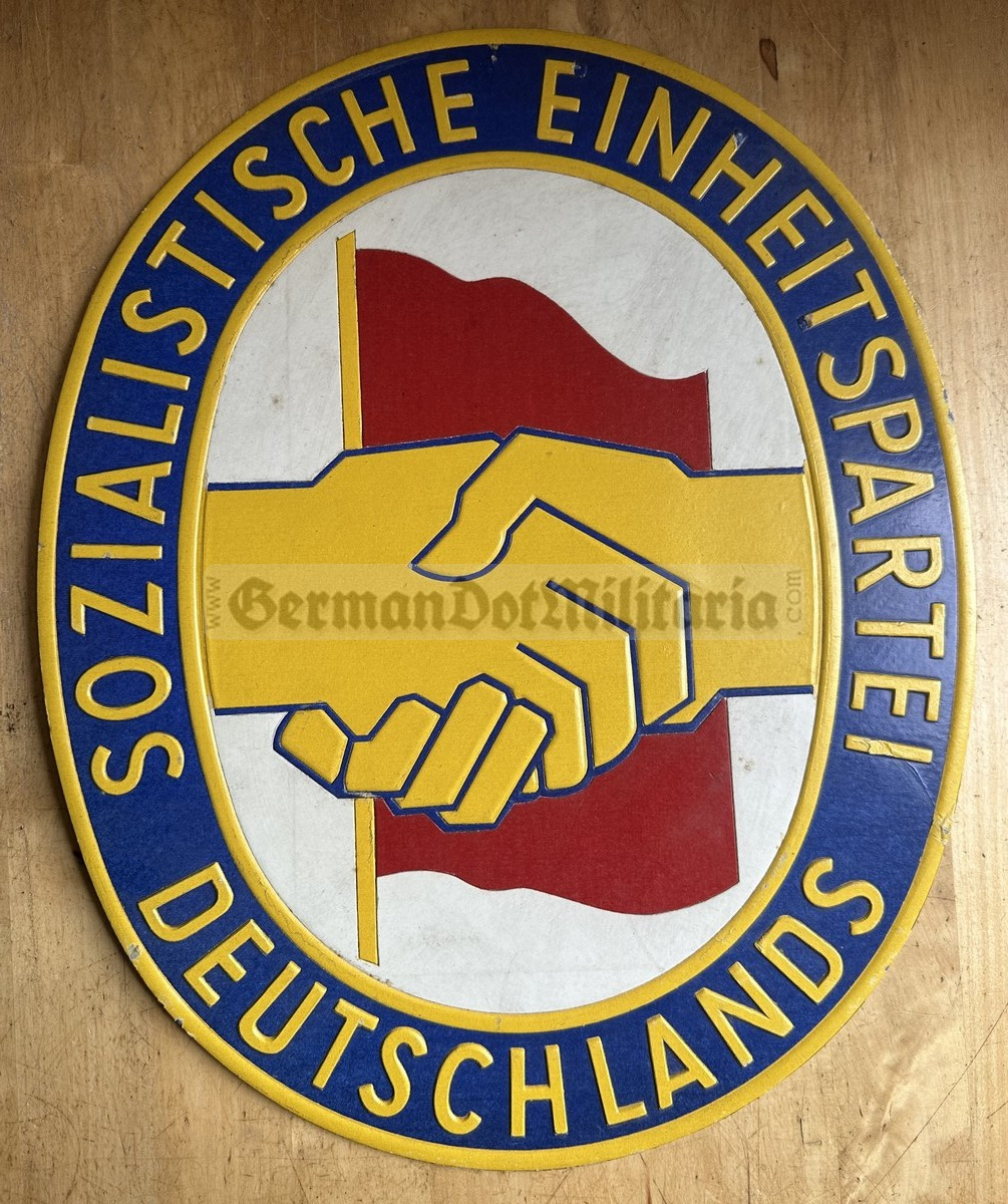 oo182 - SED East German Communist Party logo wall plaque - pressed  cardboard - GermanDotMilitaria