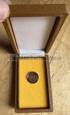 om459 - East German KdT Kammer der Technik - honour badge in bronze in case