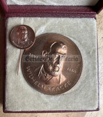 oo218 - Wilhelm Bracke prize with miniature in case of the Leipzig book dealers association