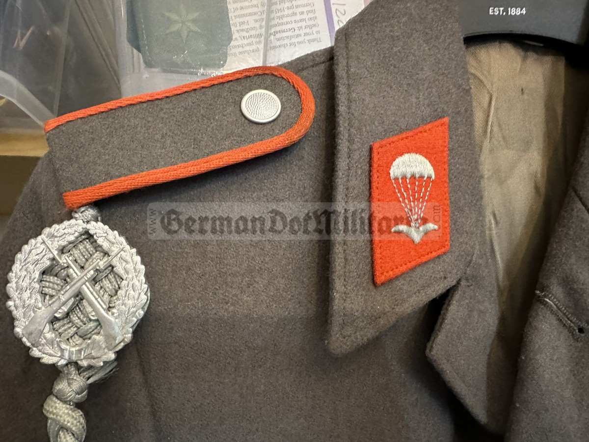 wo509 - NVA Paratrooper FJ Fallschirmjäger Conscript Uniform jacket with  sports badge & shooting lanyard - Soldat - size m44 - GermanDotMilitaria