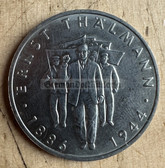 om427 - 5 - East German 10 Marks issued coin - c1986 100th birthday of Ernst Thälmann