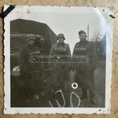 aa567 - Wehrmacht Heer soldiers with truck & Stahlhelm & gas mask containers & traffic regulators