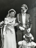 aa601 - Luftwaffe officer wedding with sword Schwert & medal bar
