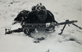 aa624 - Wehrmacht Heer soldier crawling through snow with MG Machine Gun