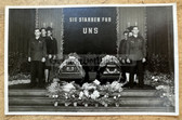 aa804 - early 1950s two Grenztruppen soldiers kia funeral photo with FDJ HONOUR GUARD