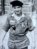 aa829 - mid 1960s large size photo French soldier - Algerian war era