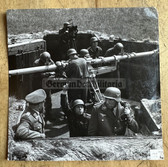 aa828 - original DEFA press photo DIE ABENTEUER DES WERNER HOLT - Luftwaffe FLAK HJ Helfer - anti war movie