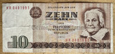 om485 - c1975 original East German banknote - 10 Mark with Clara Zetkin