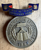 om499 - c1953 5. Berufswettbewerb der Deutschen Jugend - scarce early enamel medal
