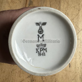 aa982 - c1941 dated Kriegsmarine - porcelain milk or cream jug with spout