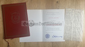 ab172 - c1986 Banner der Arbeit level II award certificate with folder