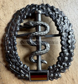 bw033 - 2 - West German Army beret badge - Medical