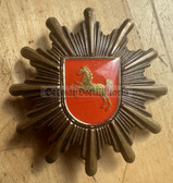 bw051 - 3 - West German police cap badge star - Niedersachsen