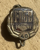 oa048 - 2 - c1950s FDGB East German Trade Union 40 years membership anniversary badge