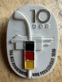 oa040 - c1959 dated East German Day of TV & Radio badge  - plastic