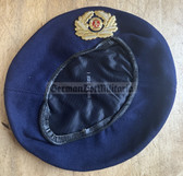 kmo008 - Volksmarine Navy VM Female Officer beret - metallic cap badge