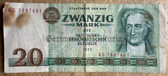 od132 - East German 20 Marks issued banknote from 1975 - legal tender - ciculated
