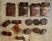 jm040 - lot of East German medals and badges - bargain corner