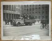jm102 - c1945 original Associated Press photo - TRAVEL MODE BEFORE BERLIN FELL