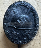 jm117 - original Wehrmacht Wounded Badge Verwundetenabzeichen in black - miniature stickpin - maker marked