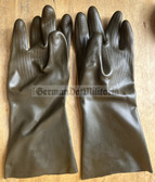 wo385 - original NVA rubber gloves for use with the ABC suit SBA - carried in gas mask bag - different sizes available