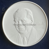 ac289 - cased Meissen Porcelain table medal - 1st president of the DDR Wilhelm Pieck