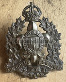 mp014 - original WW2 era Canadian Army cap badge with King's Crown - Le Regiment De Maisonneuve of Canada CEF
