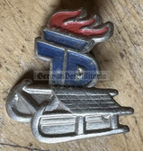 gw343 - Pionierorganisation Young Pioniers badge - c1960s Wintersport sledging