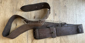 mp029 - WW1 British Army leather belt with hook for sword