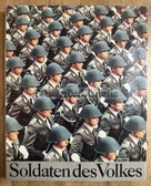 ac514 - c1985 NVA Army East German Communist Coffee Table book DDR Wachregiment