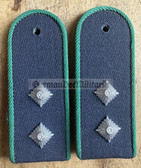 sbz005a - 1960s or early 1970s - SEKRETAER - Zollverwaltung Zoll - Customs Service - pair of shoulder boards