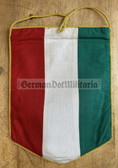 ac553 - DDR made table flag of Italy - pennant Wimpel