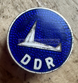 oa016 - c1950s/60s GST paramilitary youth badge - Model Aircraft Association - enamel