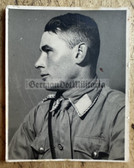 ac749 - SA Sturmabteilung man in uniform with NSDAP badge - studio portrait photo