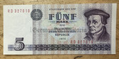od217 - East German 5 Marks issued banknote from 1975 - legal tender - very good condition