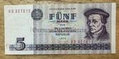 od220 - East German 5 Marks issued banknote from 1975 - legal tender - very good condition