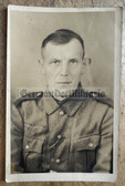 ac878 - Wehrmacht Heer soldier with Eastern Front medal ribbon portrait photo