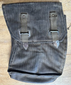 wo047 - mid 1960s early NVA & Grenztruppen AK mag pouch in Strichtarn - curved with D-ring