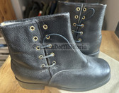 wo260 - original pair of NVA, Grenztruppen, Volkspolizei, Stasi/MfS female winter ankle boots in box - worn by all ranks - Size NVA 25.5/EU 38/UK 5.5/US 6.5