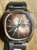 oo053 - very scarce East German Glashütte Spezichron 22 Jewels engraved presentation watch - ZK Central Committee of the SED honour gift - perfect running condition