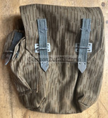 gw108 - NVA & Grenztruppen AK mag pouch in Strichtarn - straight, side pocket for cleaning kit & strap for stripper clips