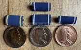 om475 - complete of DDR Education Service long service medals