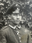 ad185 - German WW1 soldier portrait photo with medal ribbon