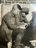 ad273 - German Freikorps soldiers photo - collar badges