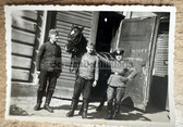wpc061 - Wehrmacht soldiers with horse photo