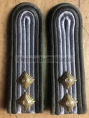 sbgt012 - OBERFAEHNRICH - Grenztruppen - Border Guards - pair of shoulder boards